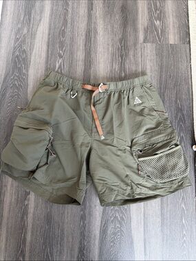 Men's Nike ACG Olive Green Cargo  Shorts
